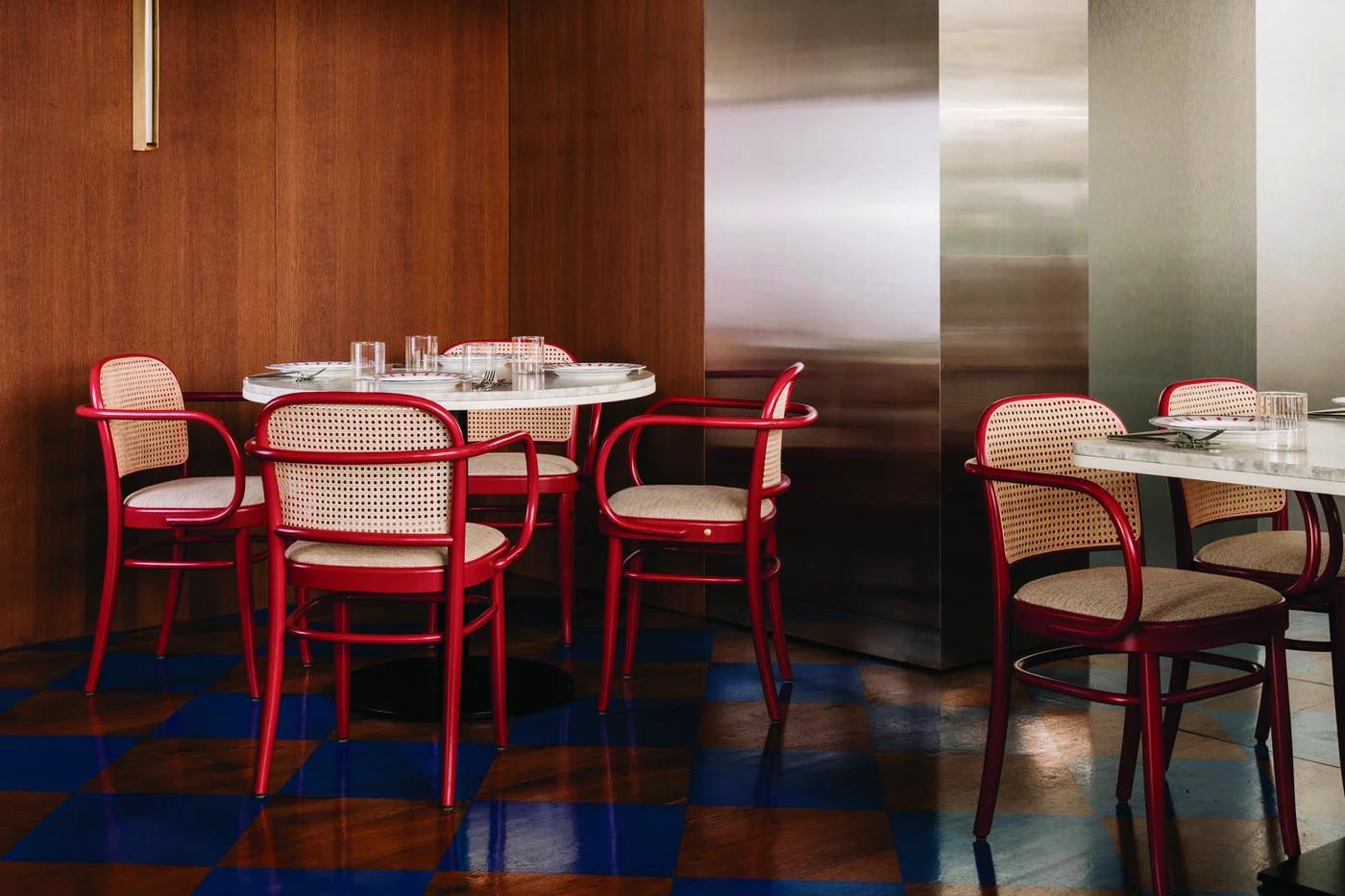 Sedute che invitano a restare